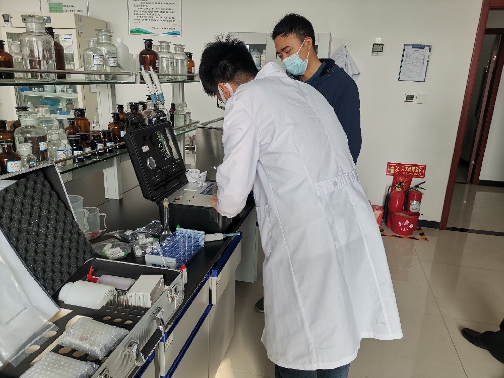 河南濮陽(yáng)客戶(hù)采購(gòu)3臺(tái)土壤重金屬檢測(cè)儀